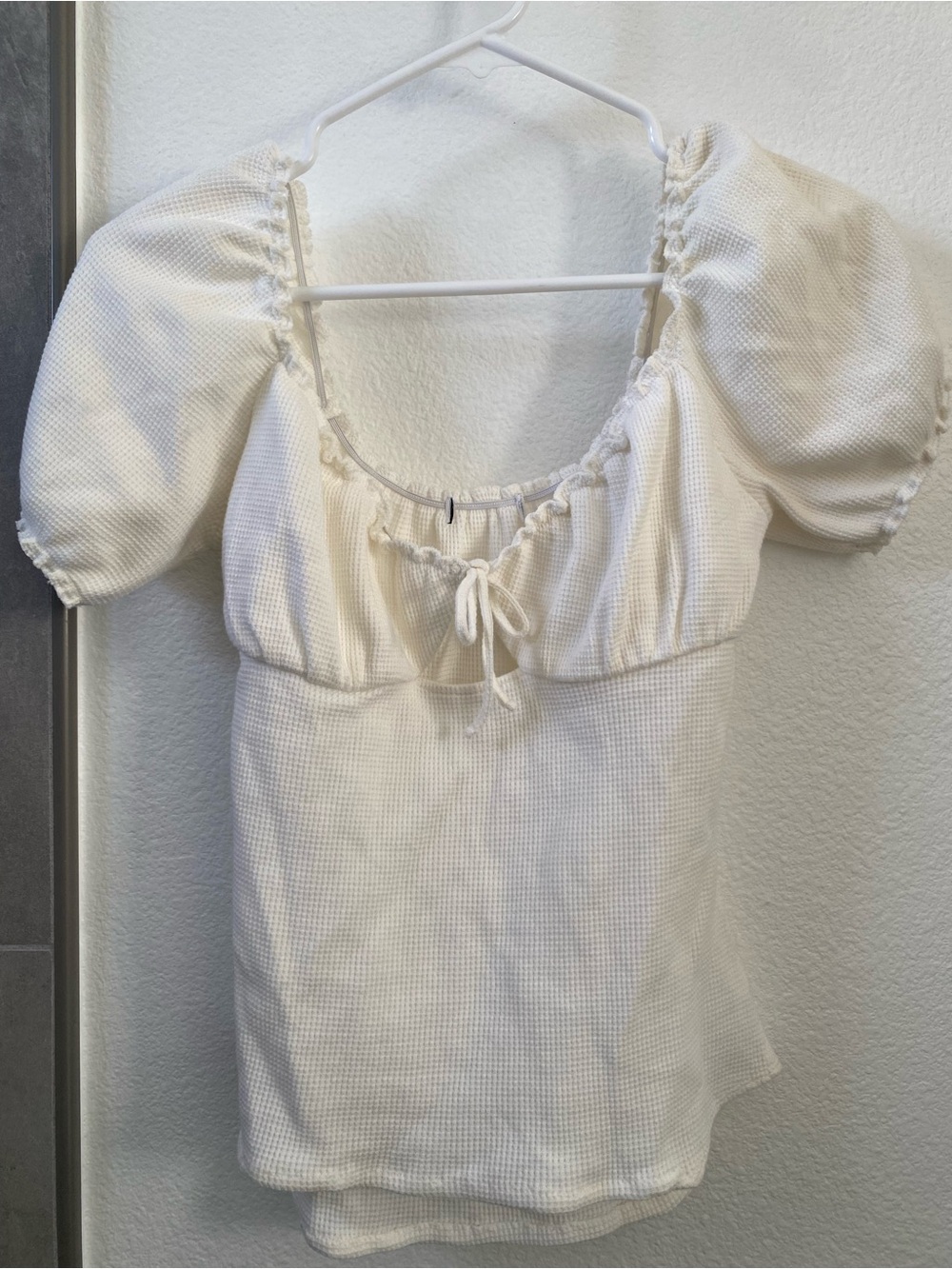 Princess Polly Cream Puff-Sleeve Tie-Front Peasant Top